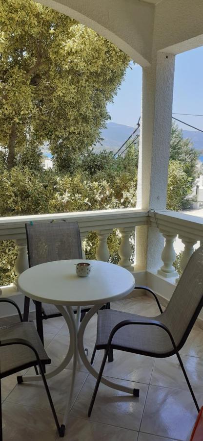 Apartament To Spiti Tis Eirinis Poros Town Zewnętrze zdjęcie